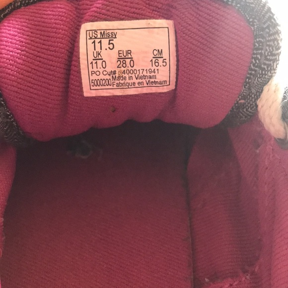 Girls 11.5 grey and white vans with pink insides and glitter vans bill shoes - Picture 5 of 5